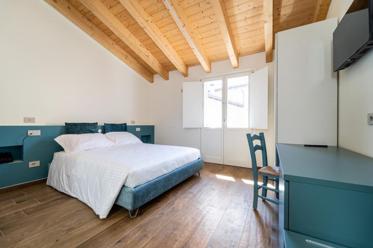 Villa Veronesi San Martino della Battaglia Bagian luar foto