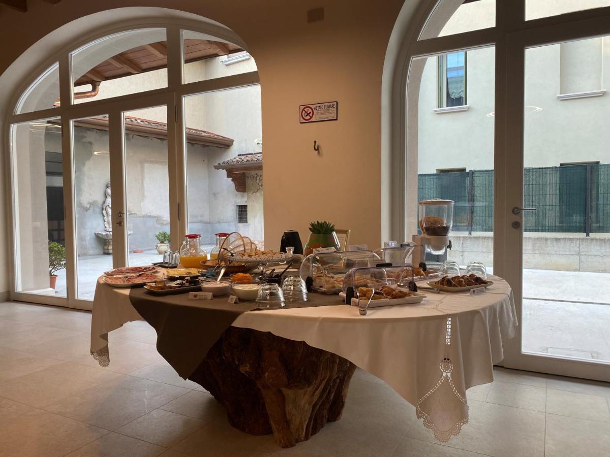 Villa Veronesi San Martino della Battaglia Bagian luar foto
