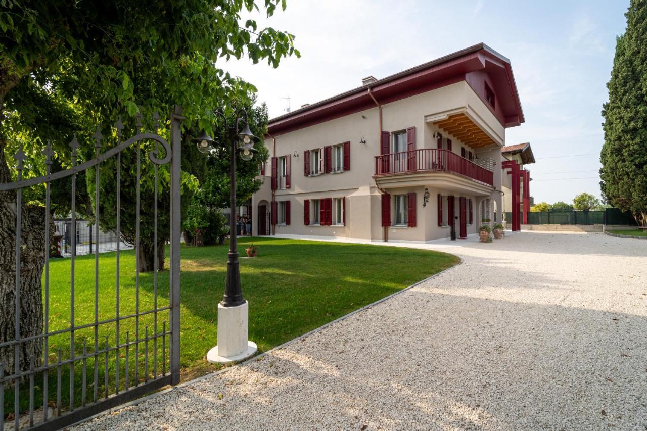 Villa Veronesi San Martino della Battaglia Bagian luar foto